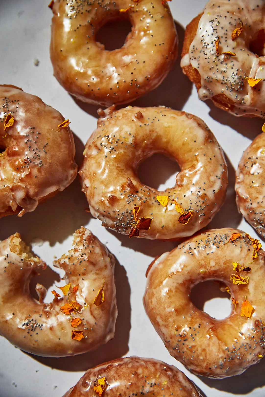 Lemon+cake+donut01_8rQ3